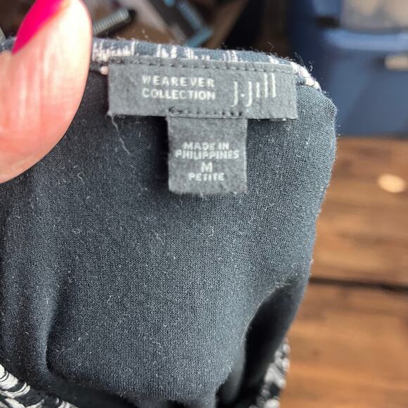 J. Jill Wearever Collection Black/White Print Knit Dress MP Slinky Stretchy - Picture 5 of 5